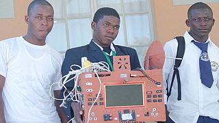No sim nor airtime needed for calls, Namibian student builds this phone from scrap